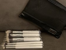 New Morphe 690 White 6-Piece Deluxe Contour M...
