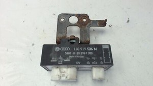 VW Polo 1.4 TDI 9 N Steuergerät Kühlerlüfter Motor 1J0919506M 35449