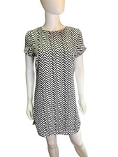Sugarlips Womens Chevron Herringbone Mini Shift Dress Black and White XS EUC