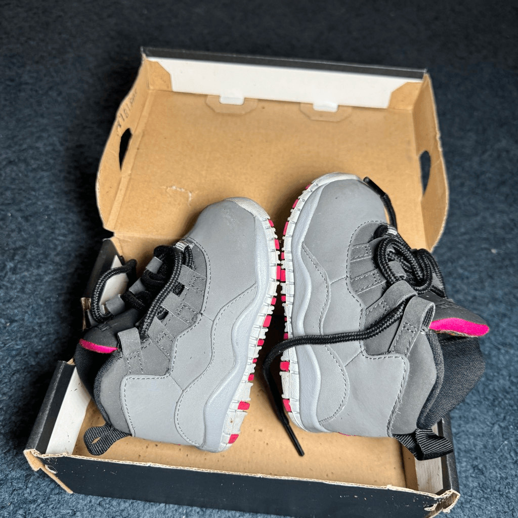 Toddler Size 5c Grey Pink Sneakers Damaged Box