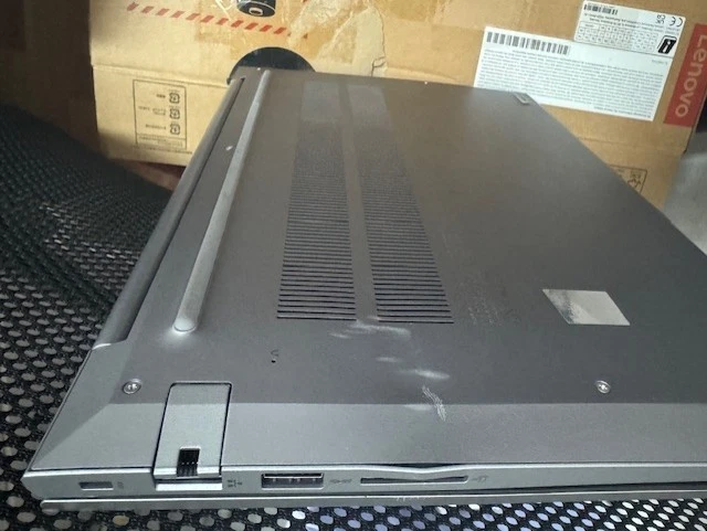 Lenovo Thinkbook 14 G6 IRL 14" Intel i7-13700H 16GB/512GB SSD W11Pro Usado - Imagen 2 de 4