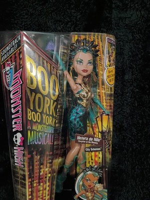 NEW ORIGINAL 2014 Monster High NEFERA de NILE Boo York Series RARE