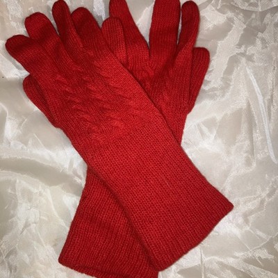 New Vintage Women's Red Braid Cable Lambswool Angora Blend Gloves Gong Kong Made