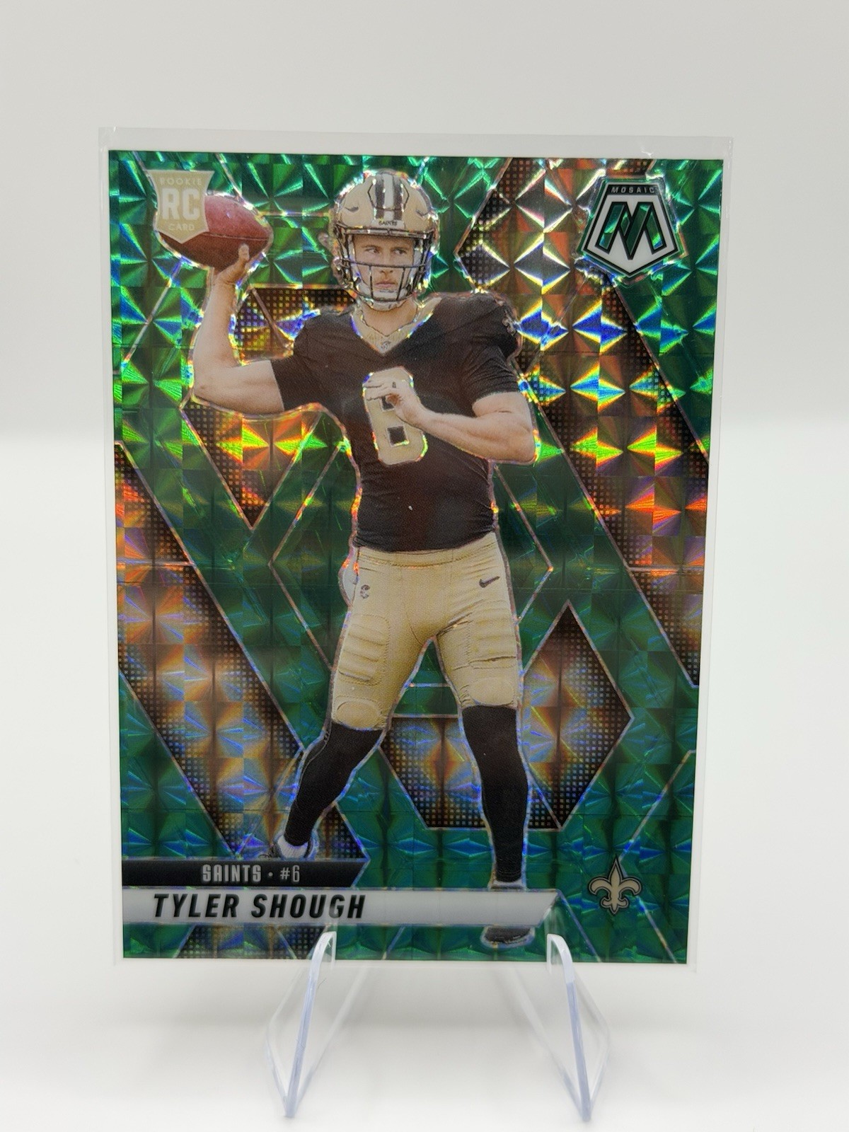 2025 Panini Mosaic Tyler Shough Green Mosaic Prizm RC Saints #312