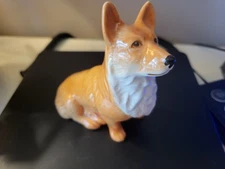 Vintage Sylvac Corgi Dog 3128 Figurine Figure - Sitting Orange White 