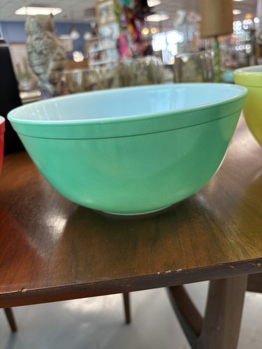Pyrex Primary Colors Nesting Mixing Vintage Bowls Set of 4 - 401, 402, 403, 404 - Picture 10 of 15