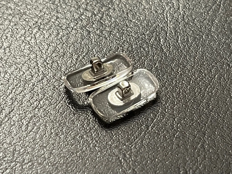 NUEVO Repuesto MontBlanc Almohadillas Nariz Atornillables para Anteojos Gafas de Sol Plateado Foto 4 de 4