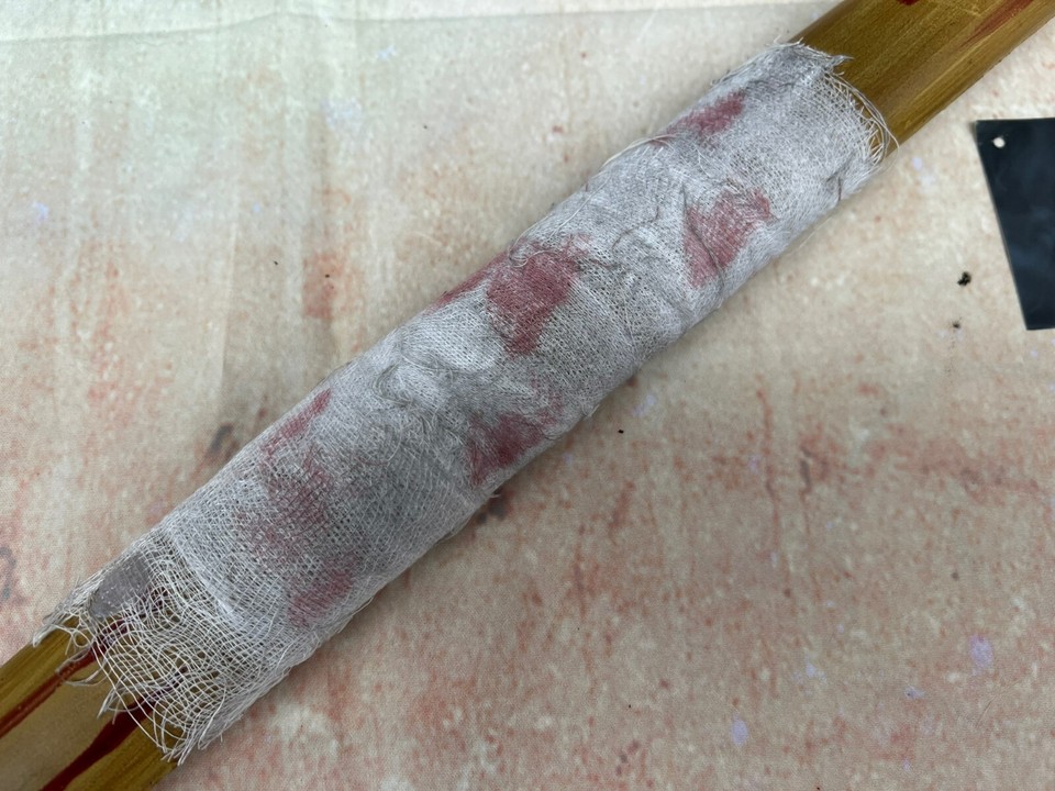 Tiara Machado Com Sangue Falso Acessório Para O Halloween - Compre - Foto 10