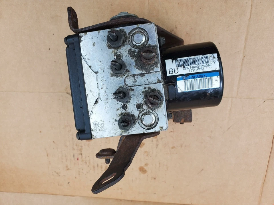 Chevrolet Monte Carlo 2007 ABS módulo de bomba de freno antibloqueo 15903774 OEM Foto 4 de 4