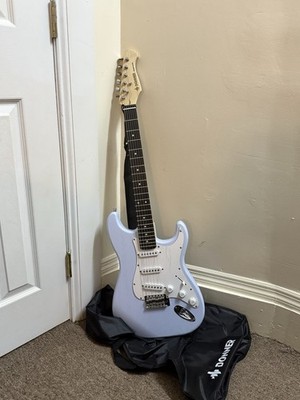   Donner DST-152 Electric Guitar With Amplifier Coil Split HSS Pickup | Blue