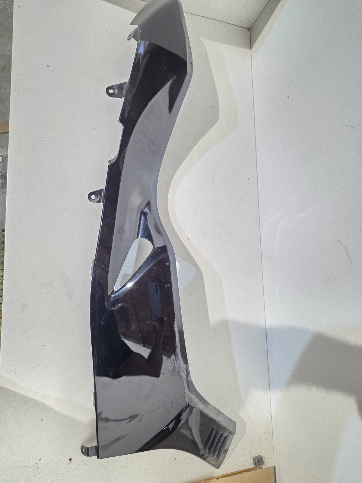 FIANCHETTO SOTTO PEDANA Sinisto Sx per suzuki burgman 400 2007-2017