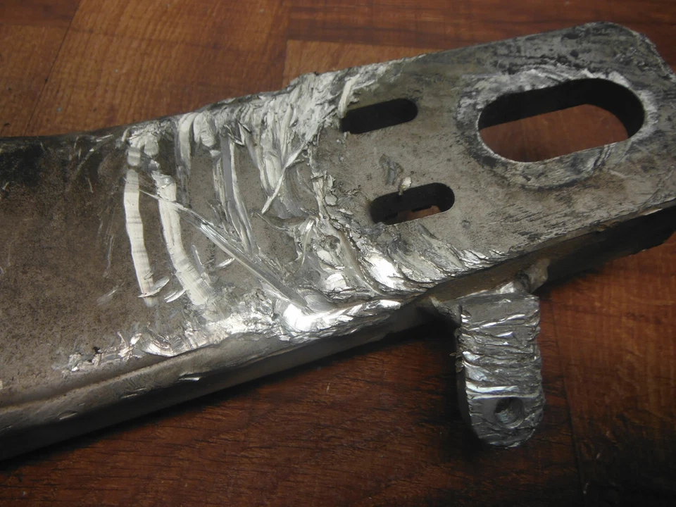 1993 1994 yamaha gts1000a REAR SWINGARM BACK SUSPENSION SWING ARM w shaft bolt - Image 4 of 4