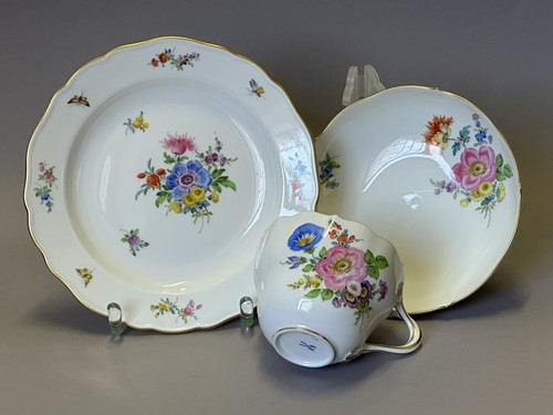 Meissen Kaffeegedeck 3 Teilig Blumen Und Insekten Schmetterlinge 1.Wahl