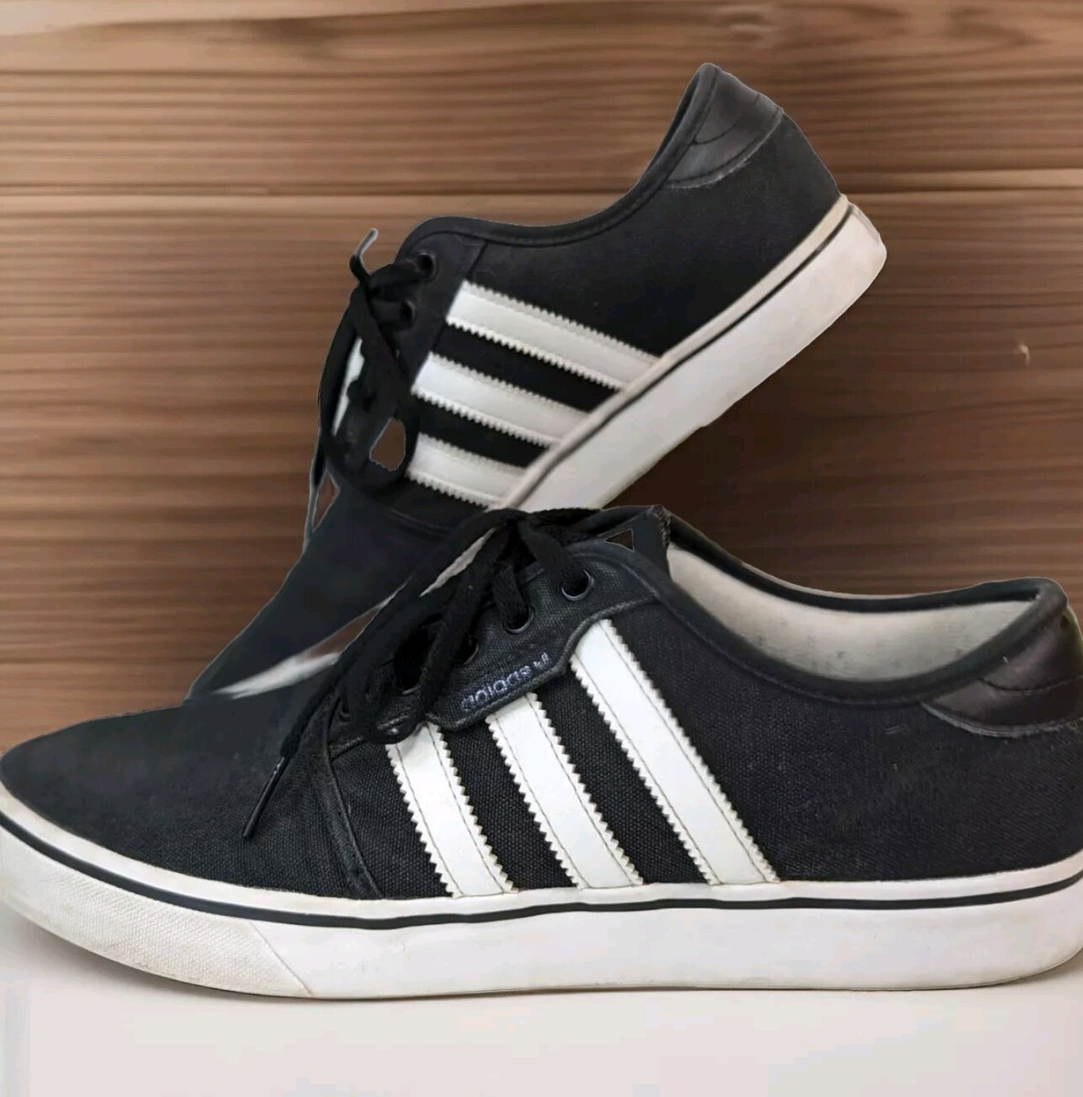 Adidas Seeley Black White Mens Skate Shoes Sneaker F37427 Size 11 - Main Image