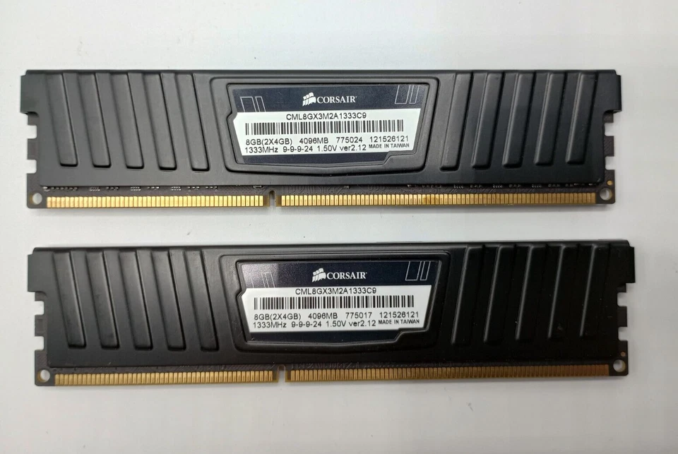 Corsair Vengeance LP CML8GX3M2A1333C9 DDR3-1333 8GB (2x4GB) RAM 9-9-9-24 - Image 2 of 3