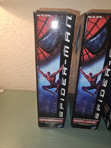 Vintage 2001 ToyBiz Collector Series SpiderMan, MaryJane & GreenGoblin-In Boxes - Picture 12 of 19