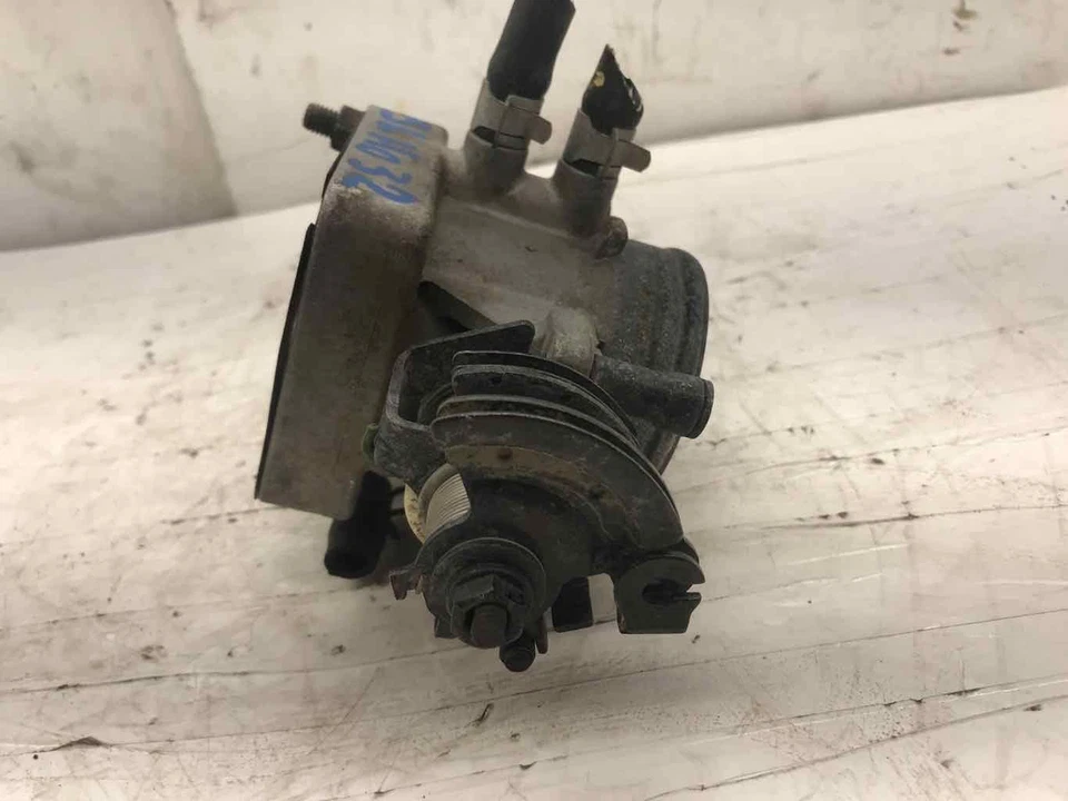 1999-2001 Hyundai Sonata 2.5L Throttle Body Assembly OEM - Изображение 3 из 4