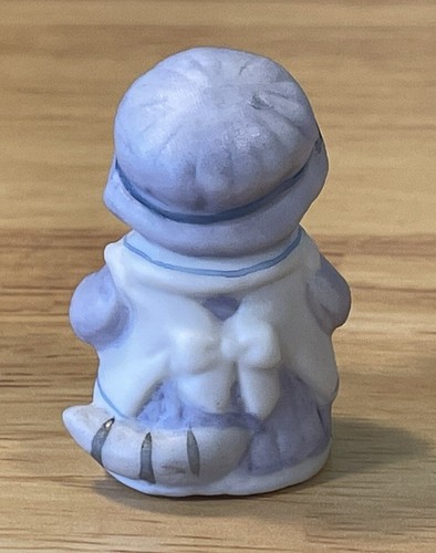 Vintage Kitty Cucumber One Plus One Thimble B.S. Schmid Figurine Blue Dress - Picture 3 of 6