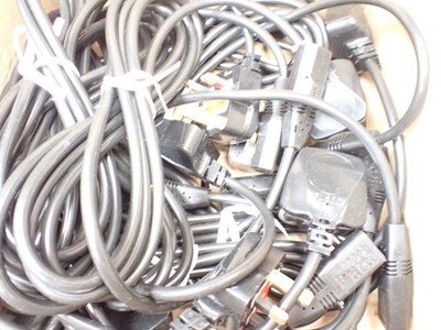Pencon 2,5 Meter UK Stromkabel IEC320 Wasserkocher Kabel UK Stecker, PC Monitor etc x2 Stück