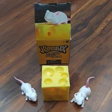 Hyperflex Stretchy Mice & Cheese Toy Yellow 2 Squishable Figures Stress Toy