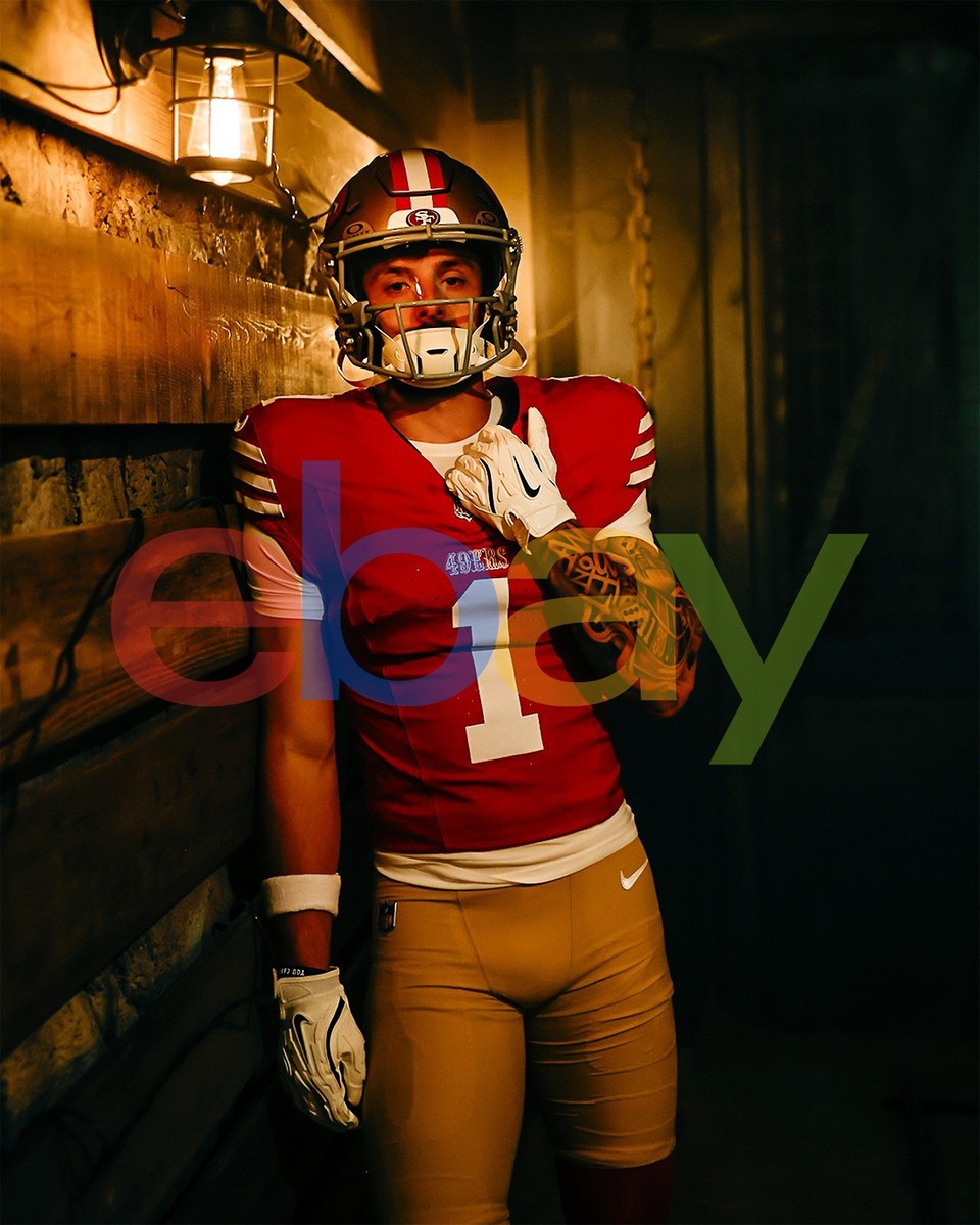 Ricky Pearsall Posed Studio San Francisco 49ers 8x10 NFL Football