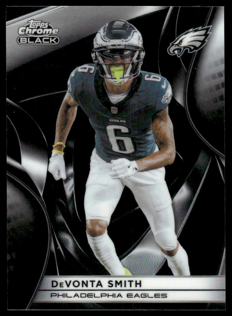 DeVonta Smith 2025 Topps Chrome Black #80 Philadelphia Eagles
