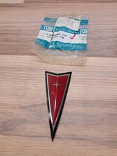 Nos Gm 1977-1981 Pontiac Trans Am Firebird Emblem Face Lens 10005605 499724 Nos Gm 1977-1981 Pontiac Trans Am Firebird Emblem Face Lens 10005605 499724