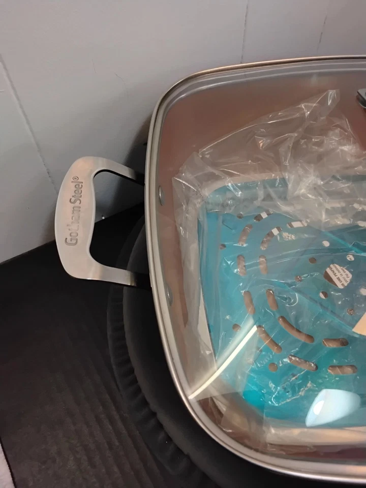 Gotham Steel todo en uno. Sartén cuadrada profunda de 9,5". Antiadherente. 4 piezas NUEVO SIN CAJA. Foto 3 de 4