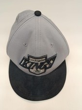 New Era Los Angeles Kings 9FIFTY Snapback Cap Small-Medium