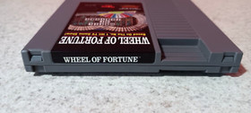VINTAGE WHEEL OF FORTUNE NINTENDO NES IN BOX