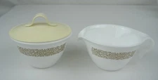 Corelle Corning Pyrex Woodland Cream Sugar Set w Lid 