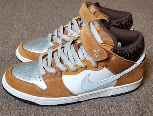 nike dunk mid dorados