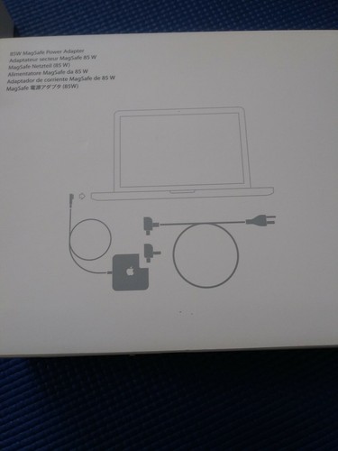 Apple 85W Genuine MacBook Pro MagSafe AC power cord- White - Picture 4 of 4