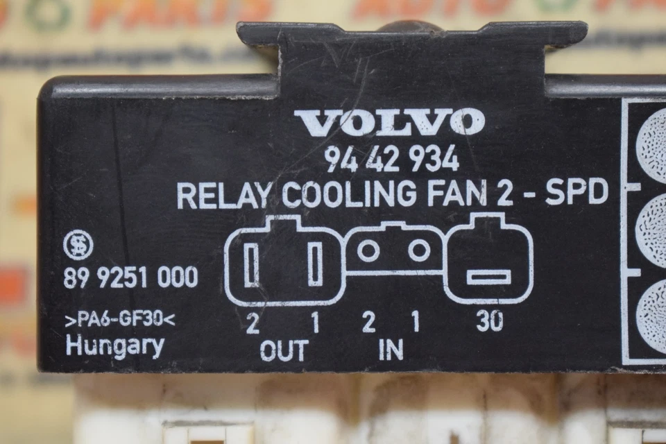 2000 2001 2002 2003 VOLVO C70 RELÉ VENTILADOR DE REFRIGERAÇÃO 2 VELOCIDADES 9442934 FABRICANTE DE EQUIPAMENTO ORIGINAL - Imagem 2 de 4