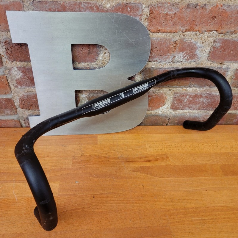 FSA WING Road Bike Drop Handlebar 31.8mm Clamp 42cm o-o Width  e15