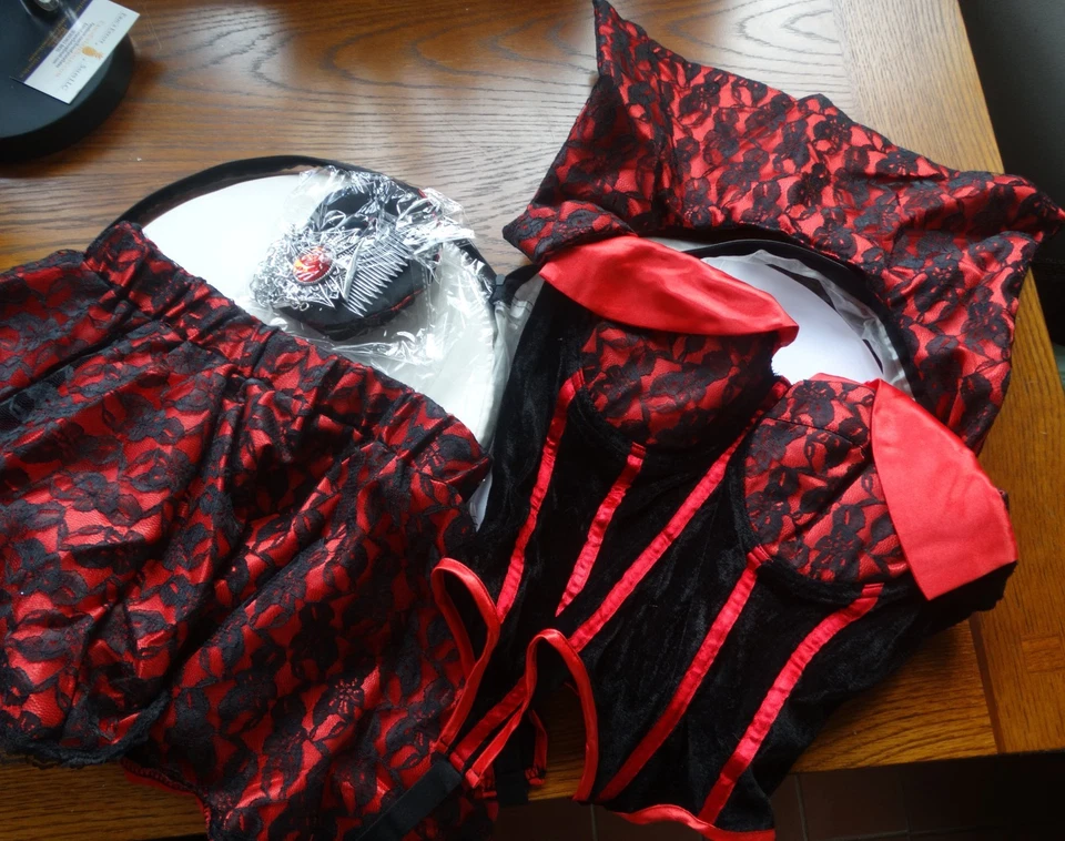 Nuevo Disfraz Para Mujer M/L Delicioso Sexy Ropa De Vampiro de Nueva York "Primer Mordedura" Foto 4 de 4