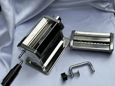 Stainless steel PASTA ROLLER with Spaghetti and Linguini Attachment 