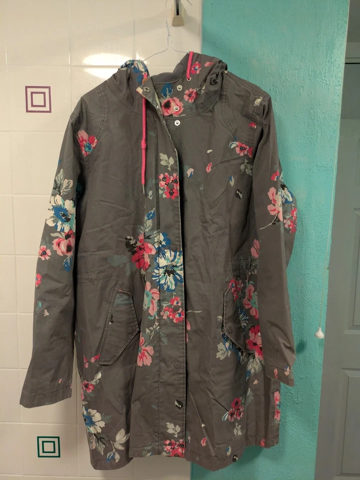 Joules Womens Right As Rain Waterproof Grey Floral Jacket Size 16 Uk - Image 3 of 4