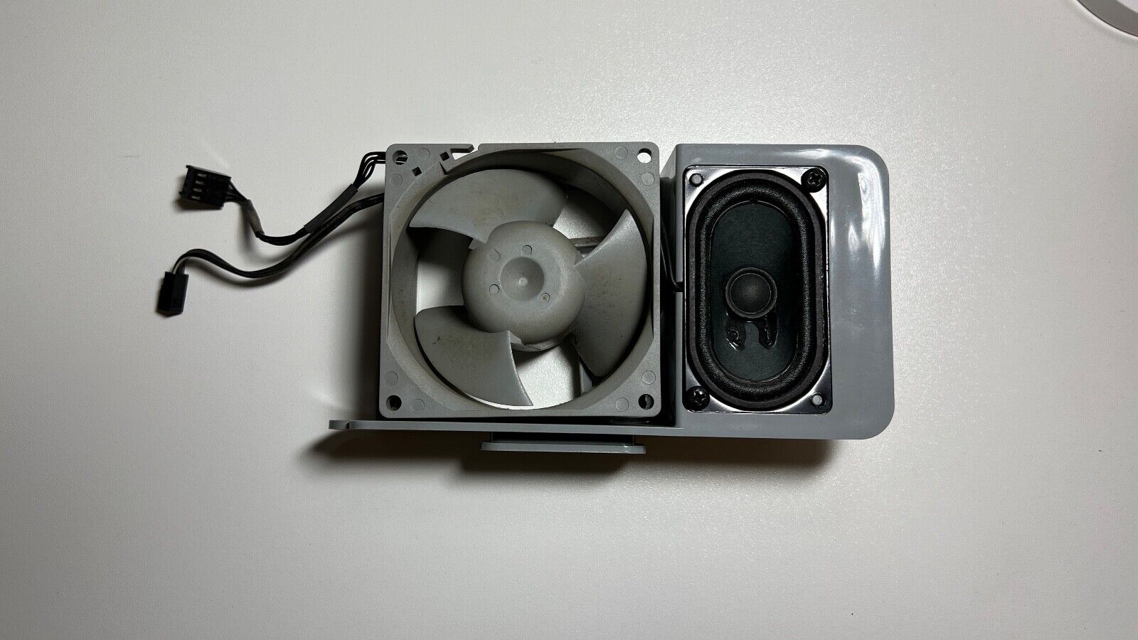 Foto 1 di 3