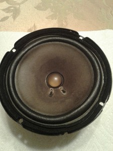 bose bass speaker