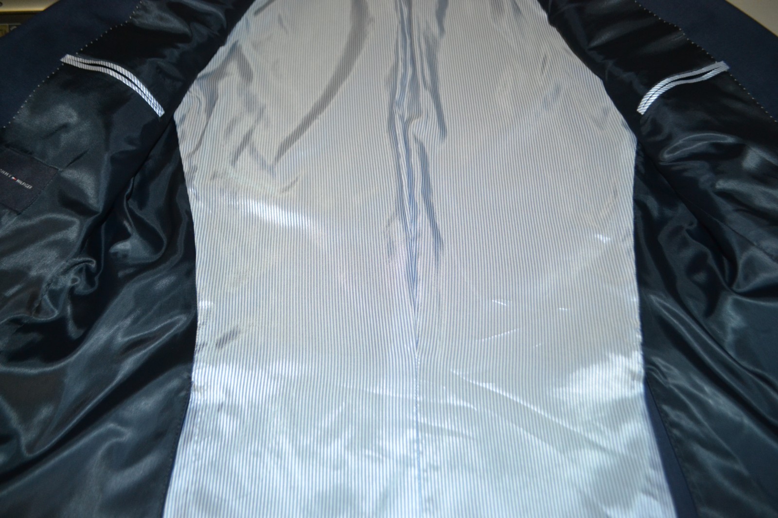 NWT Tommy Hilfiger Men's Navy Blue 2 Front Button Sports Coat Sz 44L thumbnail 8