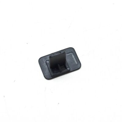 NEW BMW 3 E46 TAILGATE TRIM PANEL CLIP 51498234709 8234709 