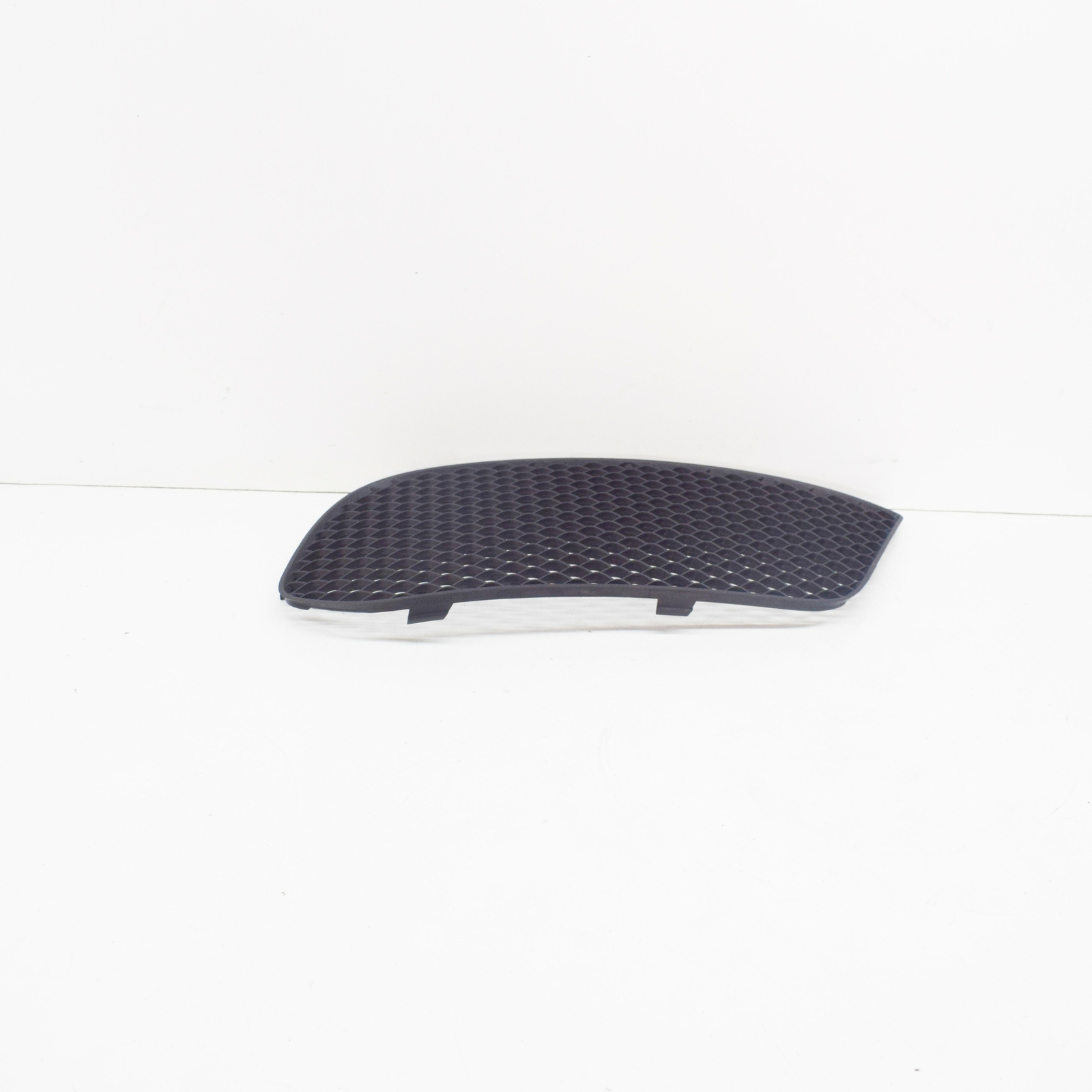 NEW MERCEDES-BENZ GLA-CLASS X156 FRONT AMG BUMPER RIGHT GRILL 