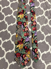 Men's 100 silk ties various manufactures' 6 total ties