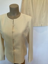 Le Suit size 10 petite pale yellow skirt suit