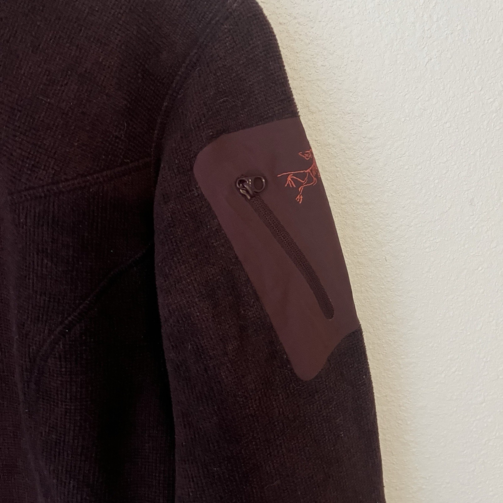 Arc'teryx Women's Polartec Fleece Medium Jacket 1/4 Zip Pullover Burgundy Maroon thumbnail 3