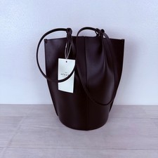Sezane Romie Shoulder Bag Black Smooth Leather Bucket Tote Minimalist Luxury