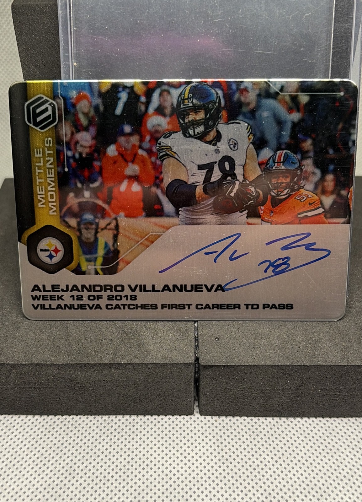 2019 Panini Elements - METTLE Moments Signatures Alejandro Villanueva /35