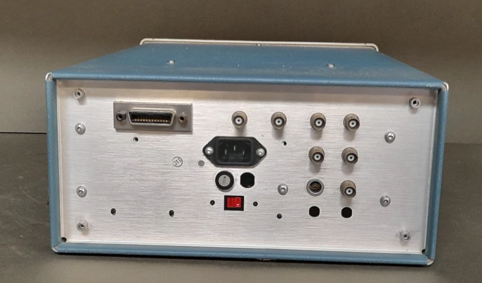 TEKTRONIX 2430 DIGITAL OSCILLOSCOPE - LINDARS RADIOS - Image 3 of 4