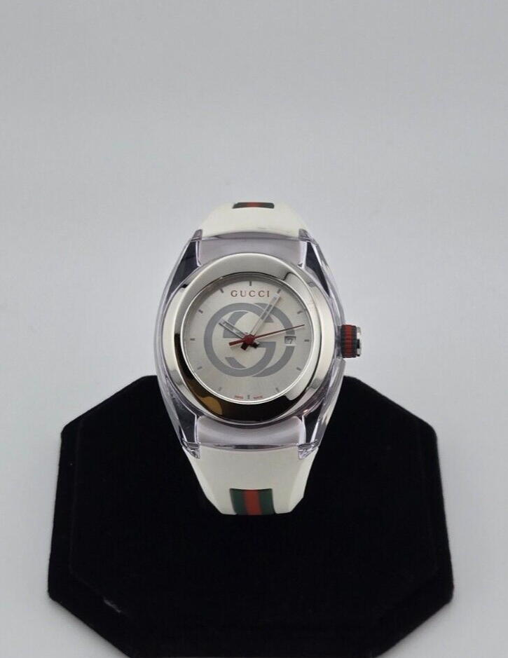 Gucci Sync L Women's White Rubber Strap Quartz Watch